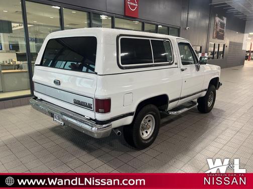 White 1989 Chevrolet Blazer Base