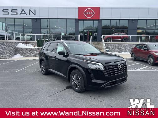 2026 Nissan Pathfinder SV