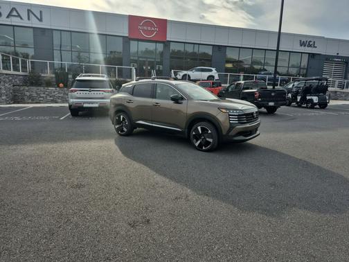 2026 Nissan Kicks SR