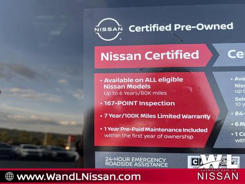 2023 Nissan Pathfinder SL 4WD