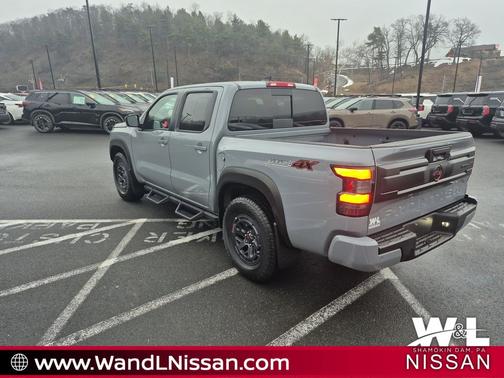 2025 Nissan Frontier PRO-4X