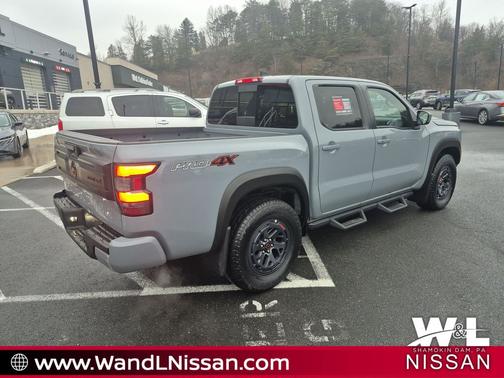 2025 Nissan Frontier PRO-4X