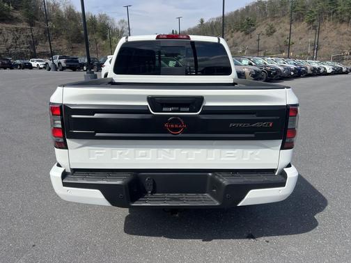 Glacier White 2026 Nissan Frontier PRO-4X
