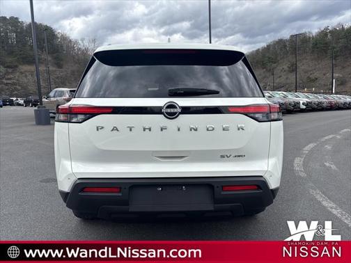 2024 Nissan Pathfinder SV 4WD