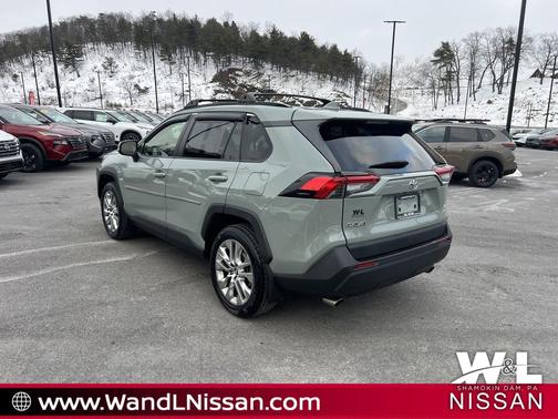2019 Toyota RAV4 XLE Premium