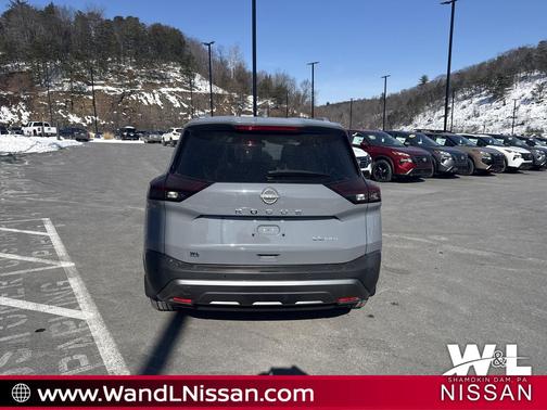 2022 Nissan Rogue SL