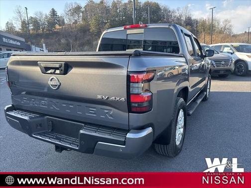 2024 Nissan Frontier SV