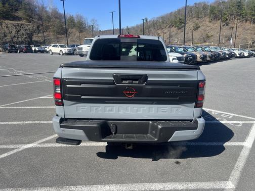 Boulder Gray Pearl 2026 Nissan Frontier PRO-4X