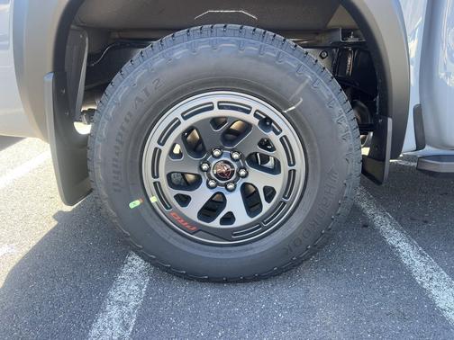 Boulder Gray Pearl 2026 Nissan Frontier PRO-4X