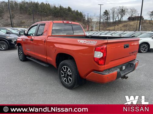 2018 Toyota Tundra SR5