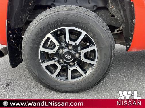 2018 Toyota Tundra SR5