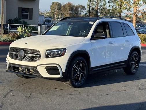 2025 Mercedes-Benz GLB 250 