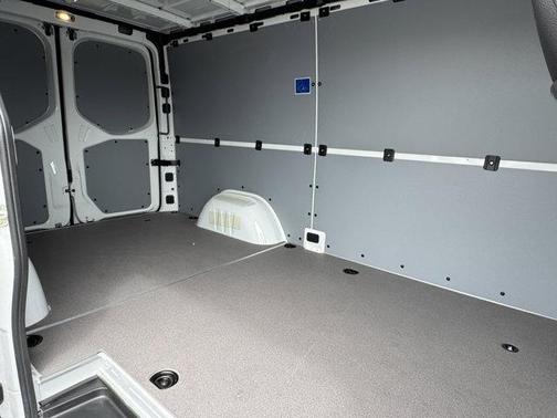 2025 Mercedes-Benz Sprinter 2500 Standard Roof