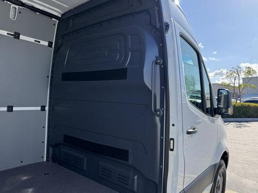 2026 Mercedes-Benz Sprinter 2500 