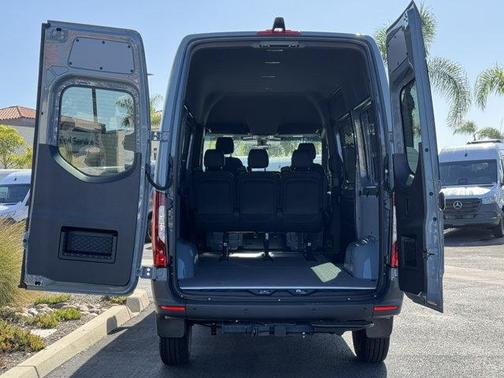 2025 Mercedes-Benz Sprinter 2500 