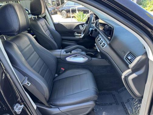 2024 Mercedes-Benz GLS 450 4MATIC