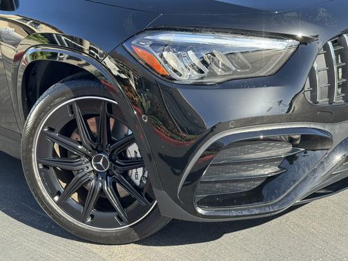 Night Black 2025 Mercedes-Benz AMG GLA 35