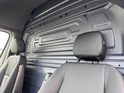 2025 Mercedes-Benz Sprinter 2500 Standard Roof