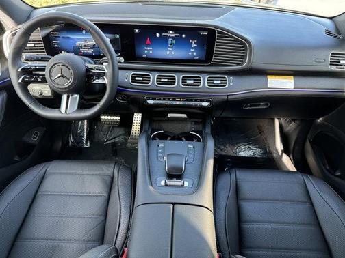 2025 Mercedes-Benz GLS 580 4MATIC