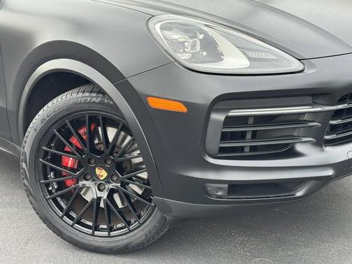 2021 Porsche Cayenne Cayenne