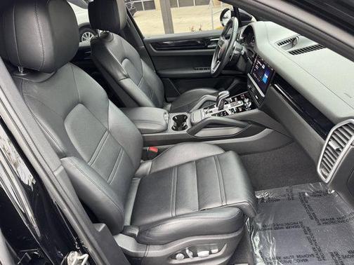 2021 Porsche Cayenne Cayenne