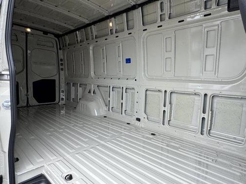 2025 Mercedes-Benz Sprinter 2500 High Roof