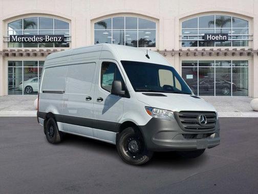 2025 Mercedes-Benz Sprinter 2500 Standard Roof