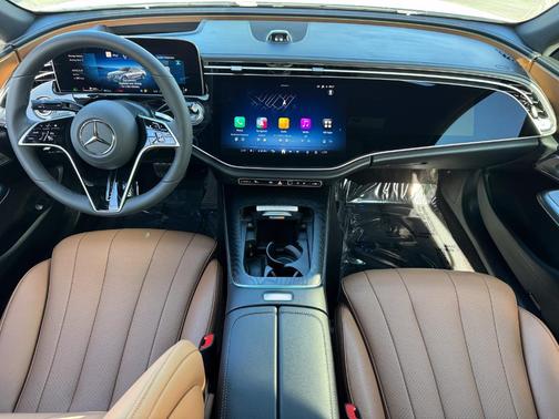 Polar White 2027 Mercedes-Benz E-Class 350