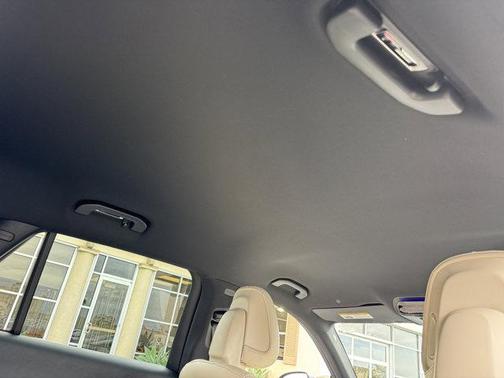 2026 Mercedes-Benz GLC 300 Base