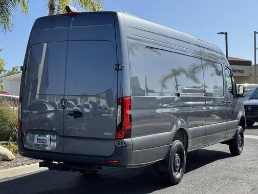 2025 Mercedes-Benz Sprinter 2500 High Roof