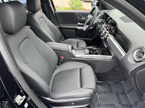2025 Mercedes-Benz GLB 250 Base