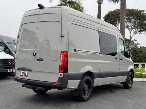 2025 Mercedes-Benz Sprinter 2500 Standard Roof
