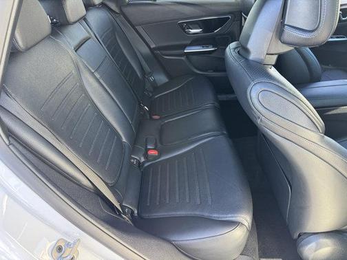 2026 Mercedes-Benz GLC 300 Base