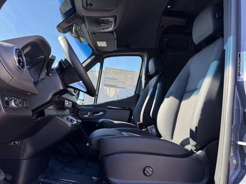 2026 Mercedes-Benz Sprinter 2500 