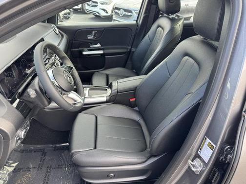 2025 Mercedes-Benz GLA 250 Base