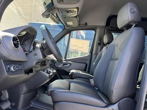 2025 Mercedes-Benz Sprinter 2500 