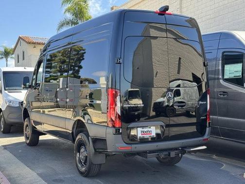 2025 Mercedes-Benz Sprinter 2500 