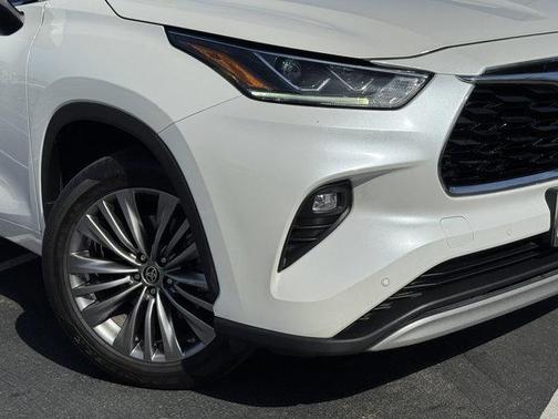 2020 Toyota Highlander Platinum
