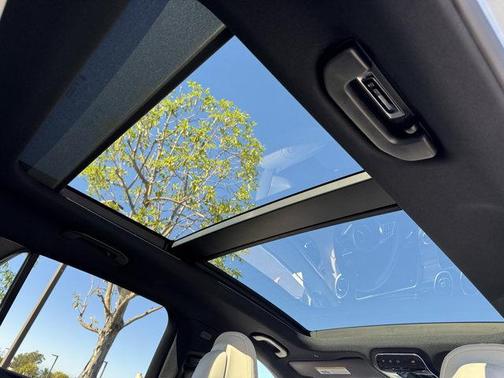 2026 Mercedes-Benz GLC 300 Base