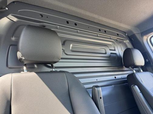 2025 Mercedes-Benz Sprinter 2500 Standard Roof