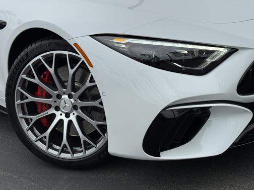 MANUFAKTUR Moonlight White Metallic 2022 Mercedes-Benz AMG SL 55