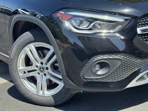 2021 Mercedes-Benz GLA 250 Base 4MATIC