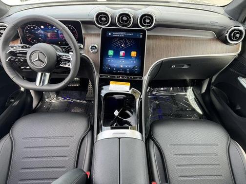 2025 Mercedes-Benz GLC 300 Base