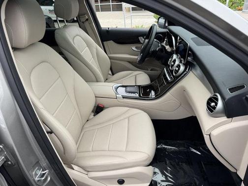 2021 Mercedes-Benz GLC 300 Base