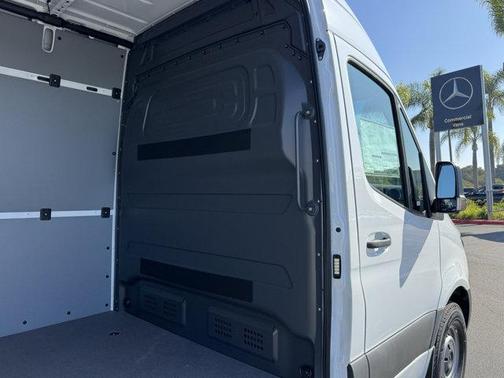 2026 Mercedes-Benz Sprinter 2500 