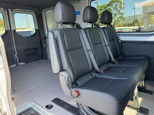 2025 Mercedes-Benz Sprinter 2500 