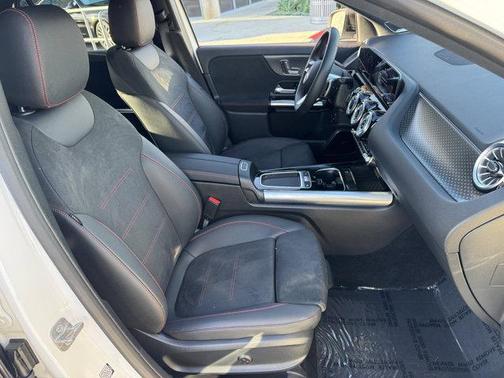 2024 Mercedes-Benz GLA 250 Base