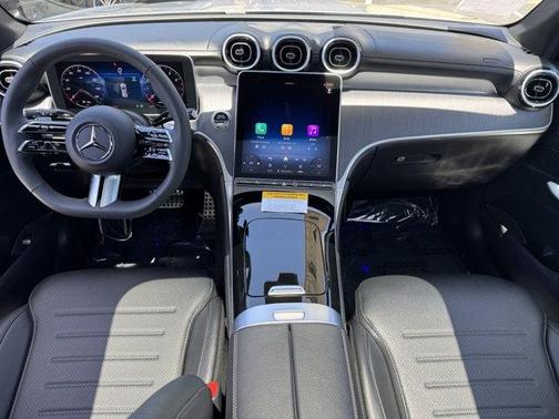 2025 Mercedes-Benz GLC 300 Base