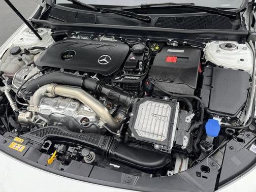 2025 Mercedes-Benz CLA 250 Base