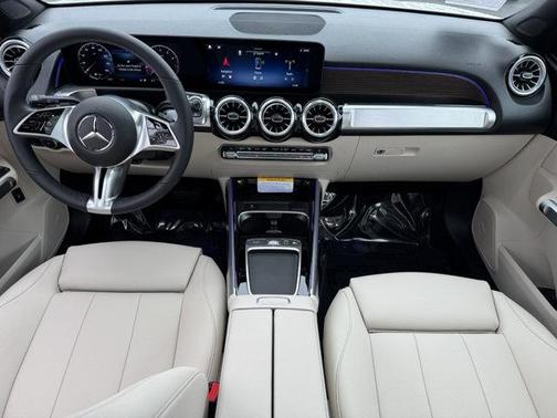 2025 Mercedes-Benz GLB 250 Base